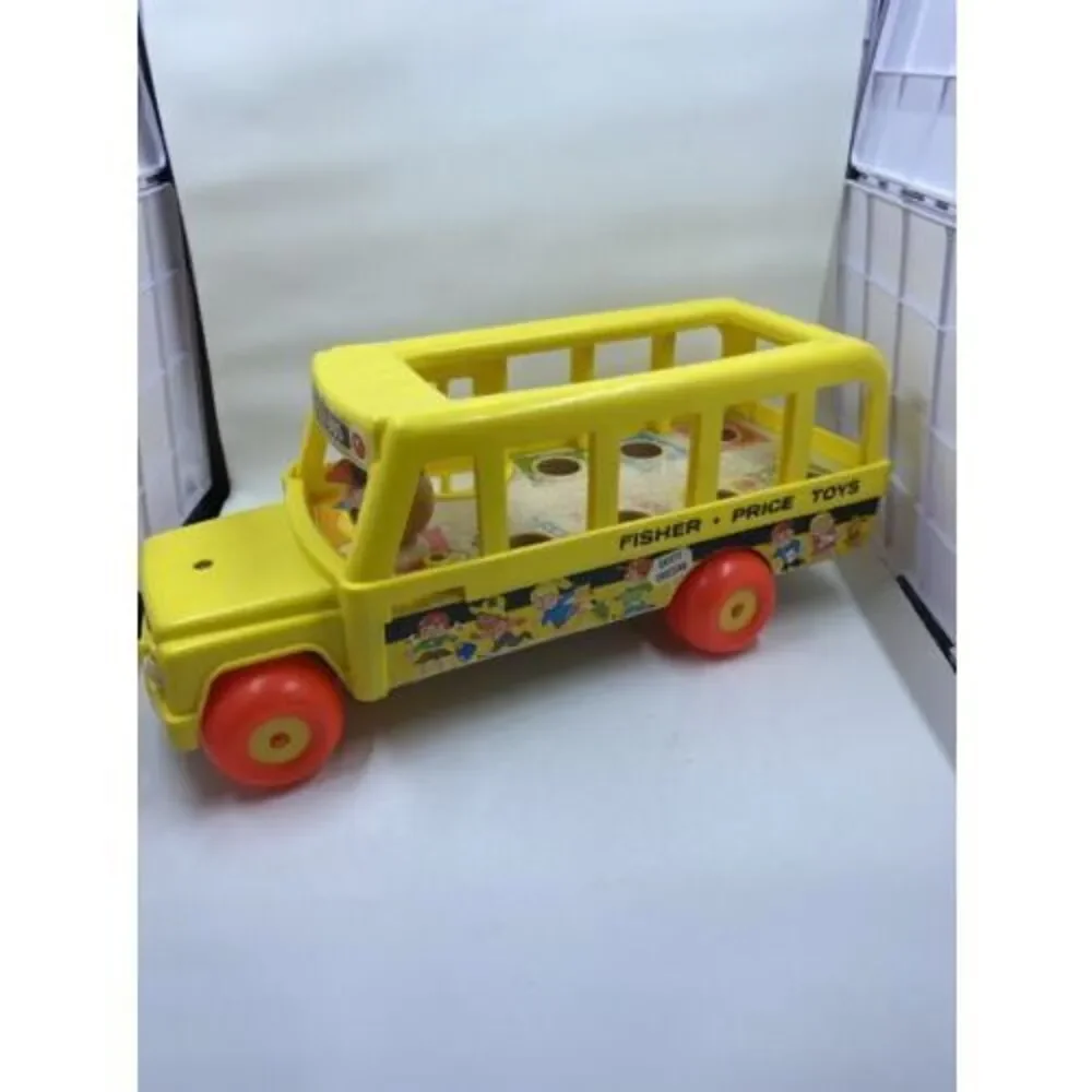 Vintage 1965 Fisher Price School Bus #192 Little People Pull Toy No People